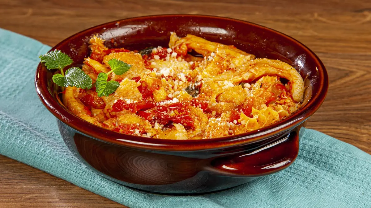 Where can I find authentic Tuscan cuisine?